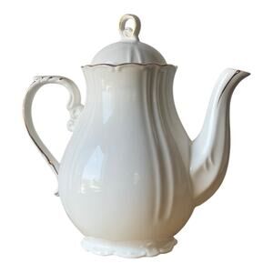 Grace Teaware White Gold Scallop Fine Porcelain Tea pot